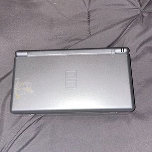 original silver nintendo ds